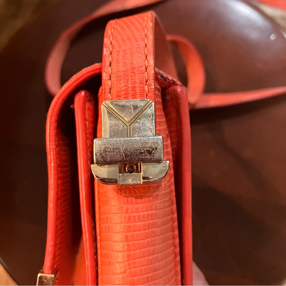 Rebecca Minkoff coral adjustable strap purse. - Picture 3 of 10
